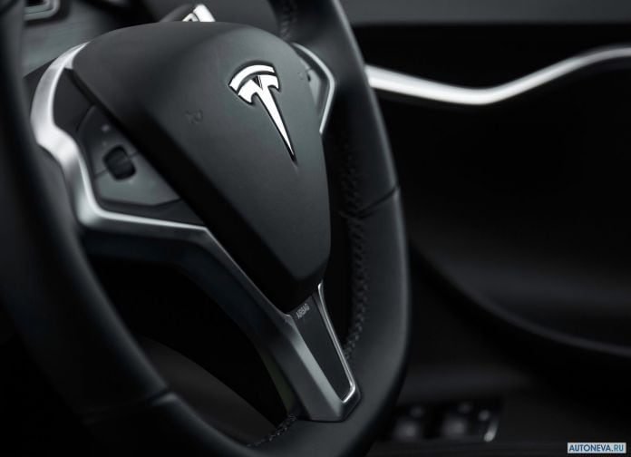 2013 Tesla Model S UK Version - фотография 135 из 163