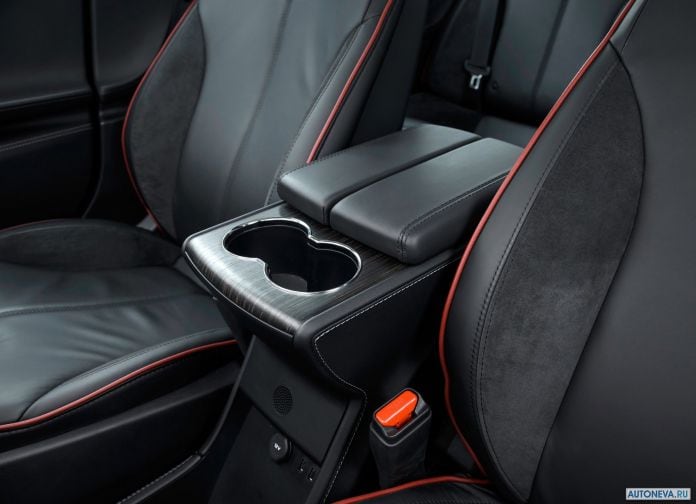 2013 Tesla Model S UK Version - фотография 137 из 163