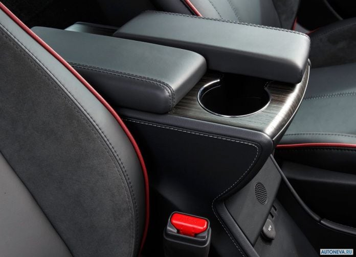 2013 Tesla Model S UK Version - фотография 138 из 163