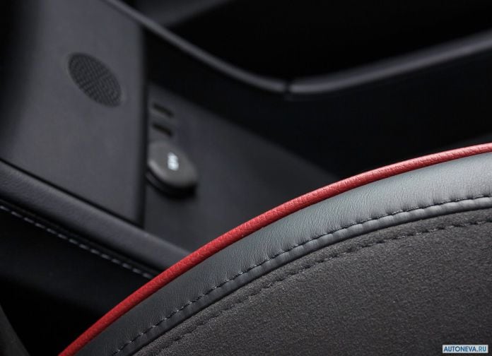 2013 Tesla Model S UK Version - фотография 143 из 163