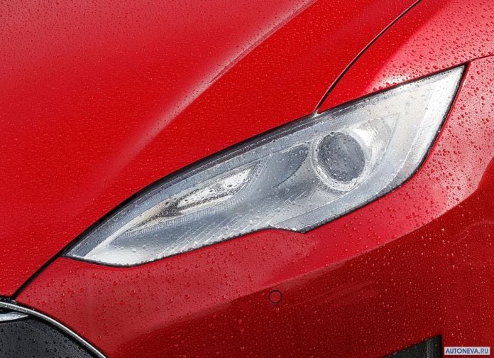 2013 Tesla Model S UK Version - фотография 152 из 163