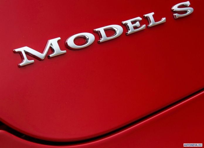 2013 Tesla Model S UK Version - фотография 159 из 163