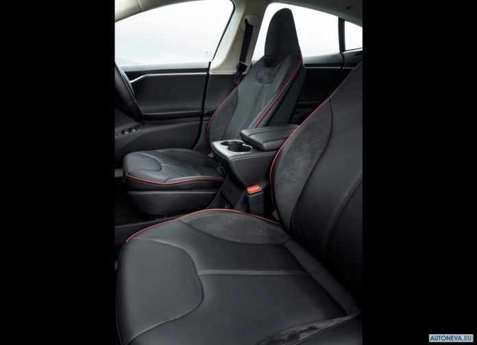 2013 Tesla Model S UK Version - фотография 160 из 163