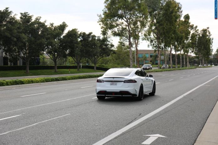 2015 Tesla Model S Elizabeta Larte-Design - фотография 41 из 58
