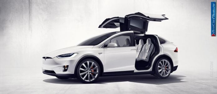 2016 Tesla Model X - фотография 1 из 5
