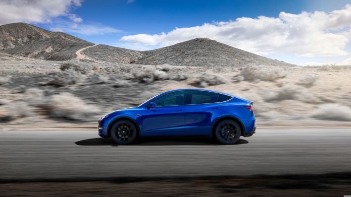 2021 Tesla Model Y - фотография 2 из 3 2021 Tesla Model Y - фотография 2 из 3