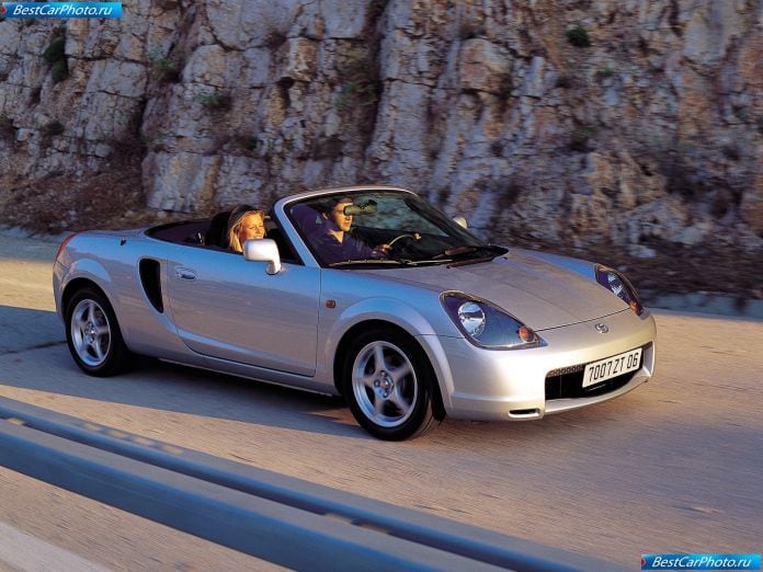 2000 Toyota Mr2 - фотография 10 из 33