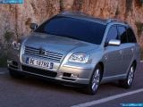 toyota_2003-avensis_estate_1600x1200_009.jpg