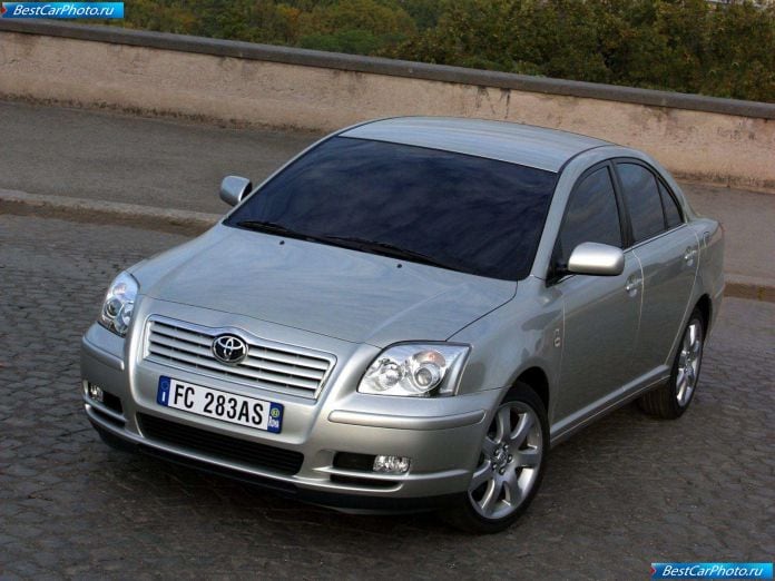 2003 Toyota Avensis Sedan - фотография 3 из 14