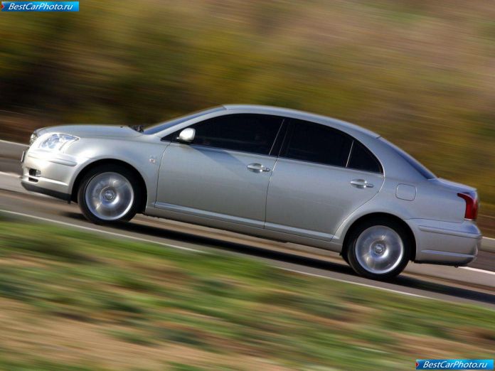2003 Toyota Avensis Sedan - фотография 11 из 14