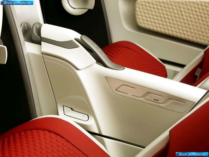 2003 Toyota Csands Concept - фотография 10 из 12