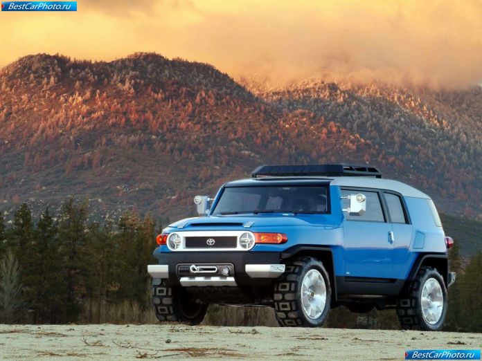 2003 Toyota Fj Cruiser Concept - фотография 1 из 12