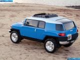 toyota_2003-fj_cruiser_concept_1600x1200_009.jpg