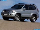 toyota_2003-land_cruiser_3d_1600x1200_008.jpg
