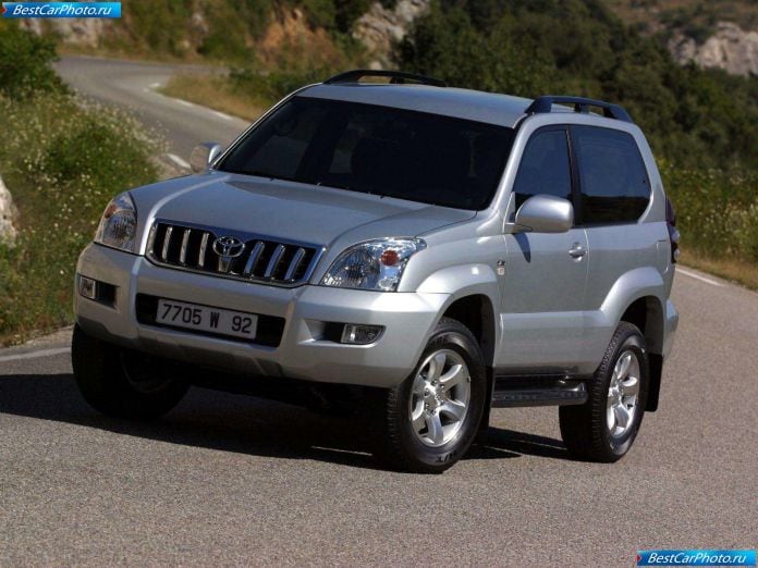 2003 Toyota Land Cruiser 3d - фотография 21 из 58