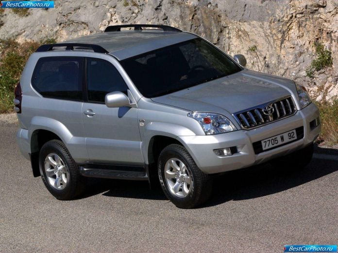 2003 Toyota Land Cruiser 3d - фотография 23 из 58
