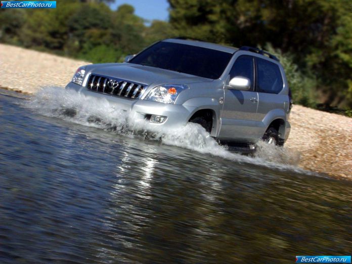 2003 Toyota Land Cruiser 3d - фотография 26 из 58
