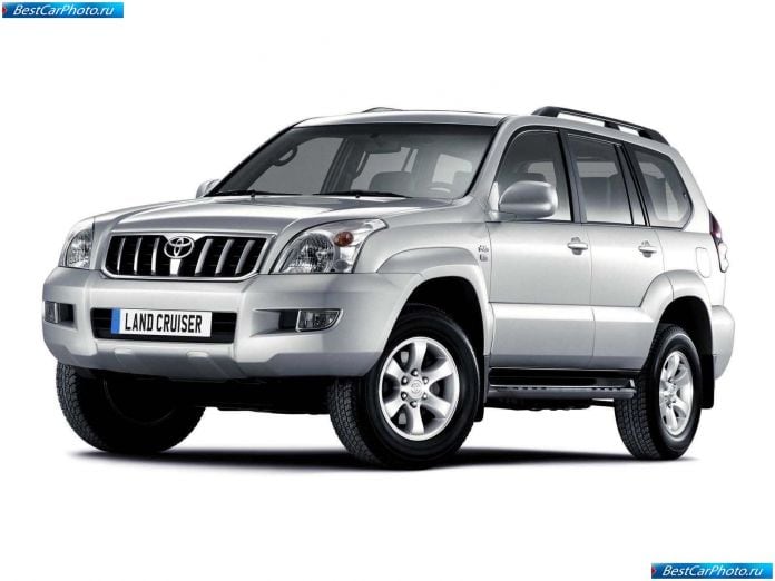 2003 Toyota Land Cruiser 5d - фотография 14 из 50