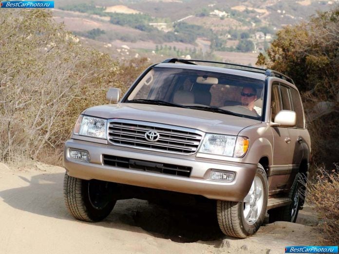 2003 Toyota Land Cruiser Amazon - фотография 3 из 18