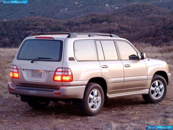 2003 Toyota Land Cruiser Amazon - фотография 10 из 18