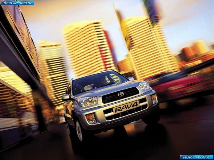 2003 Toyota Rav4 - фотография 2 из 38