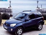 toyota_2003-rav4_3door_1600x1200_008.jpg