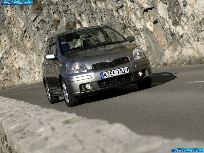 2003 Toyota Yaris - фотография 7 из 67