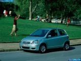 toyota_2003-yaris_1600x1200_013.jpg