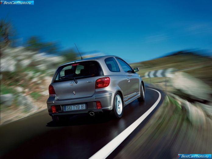2003 Toyota Yaris - фотография 20 из 67