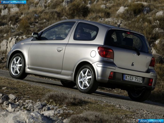 2003 Toyota Yaris - фотография 23 из 67