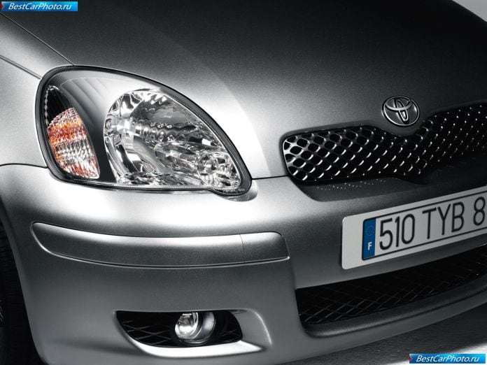 2003 Toyota Yaris - фотография 55 из 67