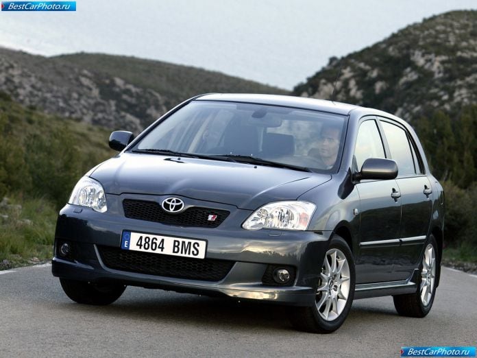 2004 Toyota Corolla - фотография 4 из 125