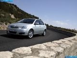 toyota_2004-corolla_1600x1200_008.jpg
