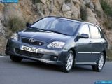 toyota_2004-corolla_1600x1200_011.jpg