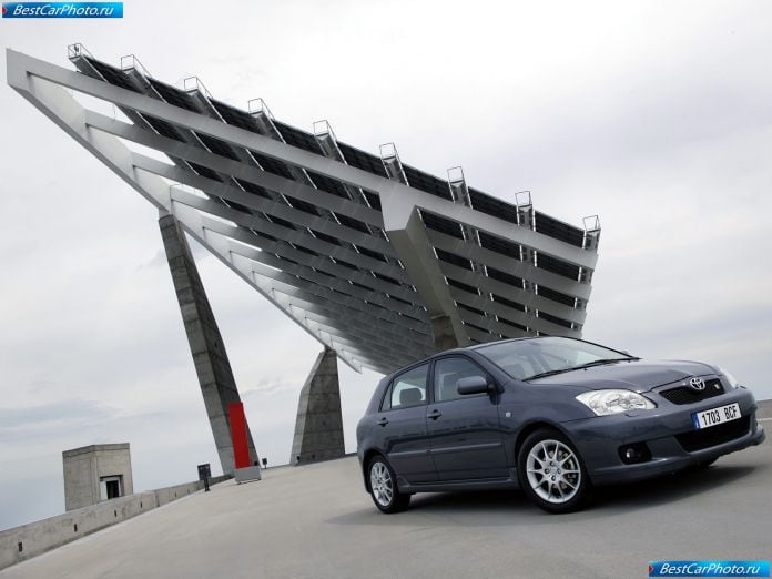 2004 Toyota Corolla - фотография 19 из 125