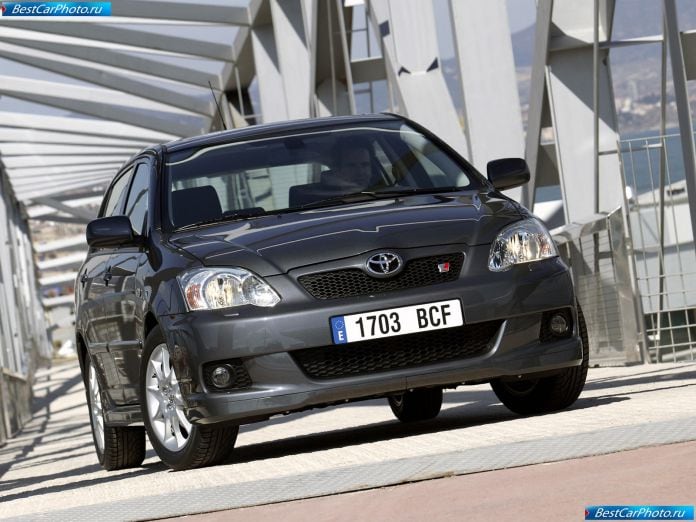 2004 Toyota Corolla - фотография 56 из 125