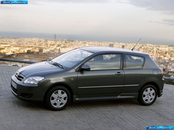 2004 Toyota Corolla - фотография 61 из 125