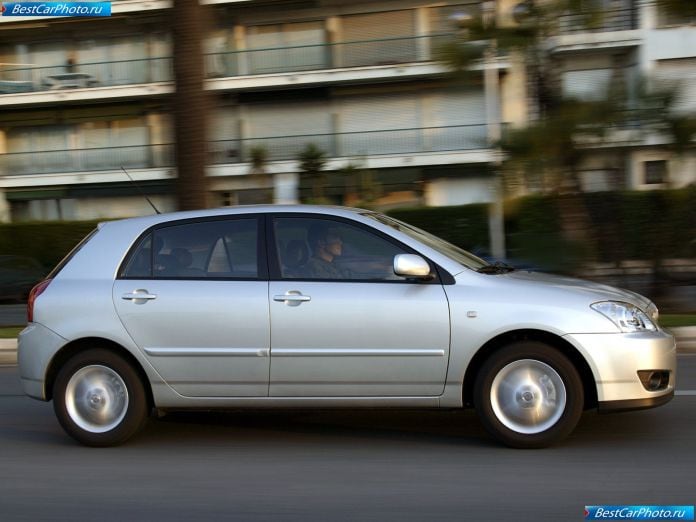 2004 Toyota Corolla - фотография 62 из 125