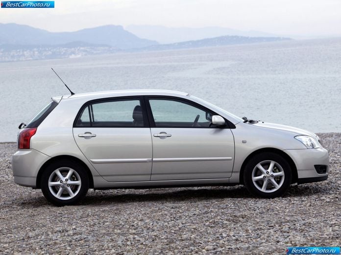 2004 Toyota Corolla - фотография 64 из 125