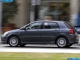toyota_2004-corolla_1600x1200_066.jpg