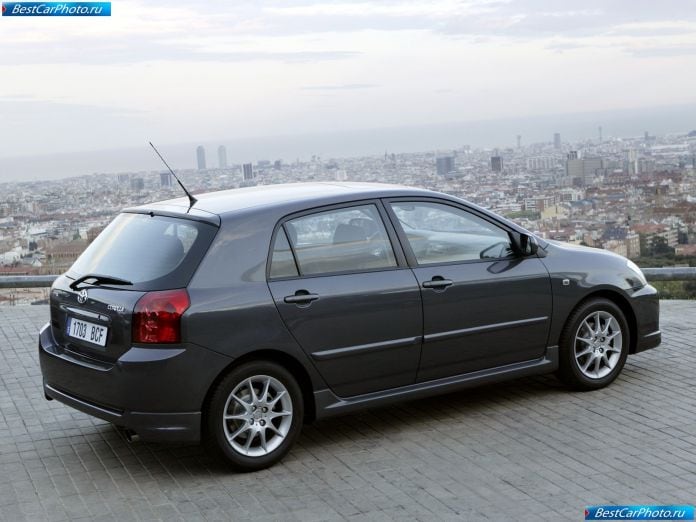2004 Toyota Corolla - фотография 69 из 125