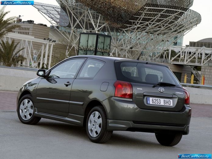 2004 Toyota Corolla - фотография 71 из 125