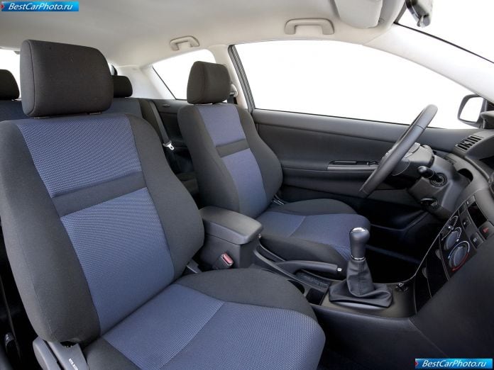 2004 Toyota Corolla - фотография 107 из 125