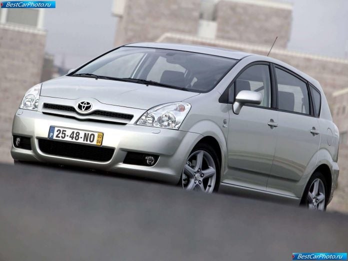 2004 Toyota Corolla Verso Vvti - фотография 7 из 110