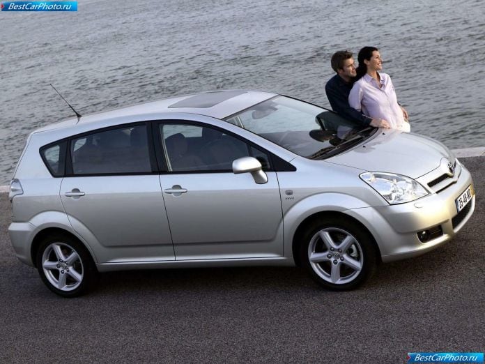 2004 Toyota Corolla Verso Vvti - фотография 27 из 110