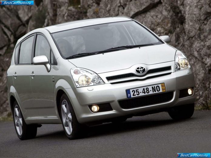 2004 Toyota Corolla Verso Vvti - фотография 28 из 110