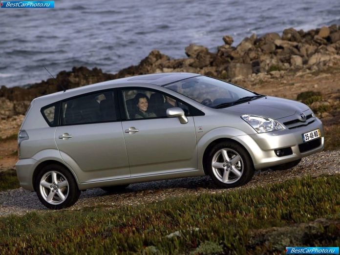 2004 Toyota Corolla Verso Vvti - фотография 36 из 110