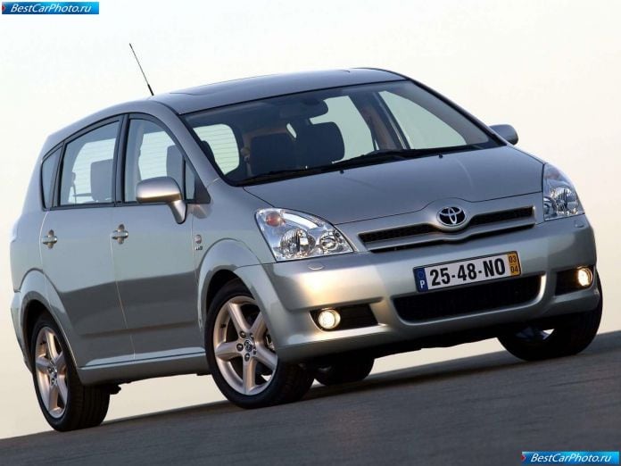 2004 Toyota Corolla Verso Vvti - фотография 37 из 110