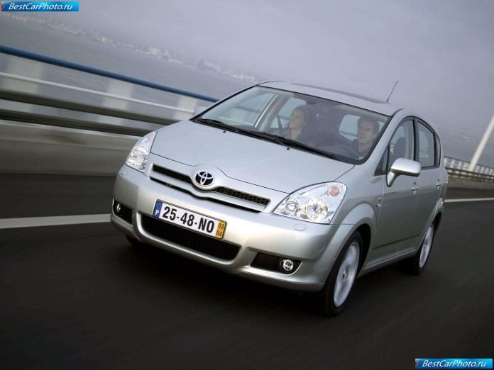 2004 Toyota Corolla Verso Vvti - фотография 48 из 110