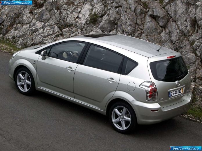 2004 Toyota Corolla Verso Vvti - фотография 56 из 110